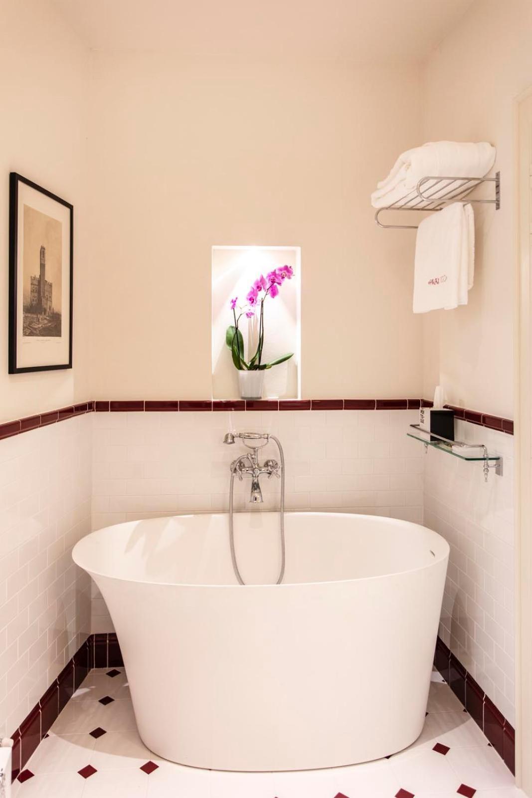 Palazzo Tiglio - A Small Luxury Hotels Of The World San Pancrazio  Eksteriør bilde